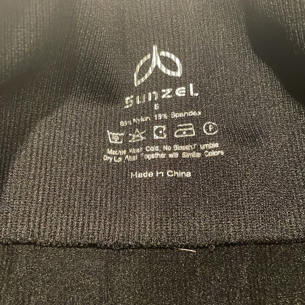 Sunzel Workout Set - Picture 5 of 8